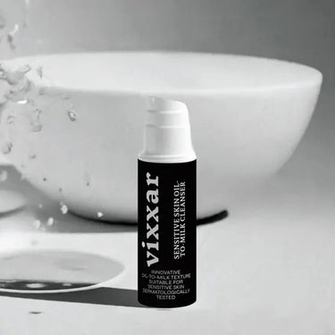 Vixxar Natural Makeup Remover — gentle, COSMOS-certified formula. Vegan, cruelty-free. Ships to USA, UK & Europe.